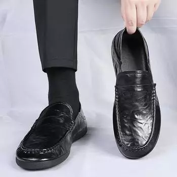 2025 spring men s one-pedal leather breathable casual Doudou shoes Korean version versatile low-top daily men s shoes leather shoes 38 чёрный