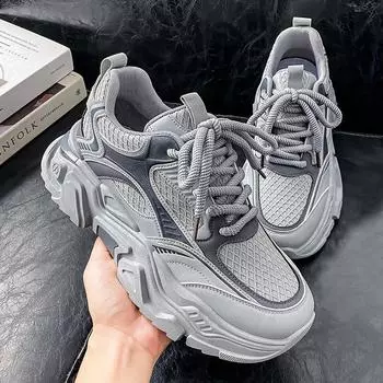 2025 spring men s shoes new breathable little white shoes men s Korean version versatile inner height-increasing sports shoes casual dad shoes 39