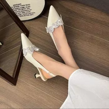 2025 spring new French pointed head thin heel high heel European and American fashion bag head women s shoes rhinestone bow sandals 34 чёрный