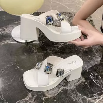 2025 summer new European and American style cross one-word women s rhinestone large size thick high-heeled square head cool slippers 35 белый