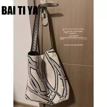 2025 Summer New Fashionable Artistic Style Linen Commuter Bag Commuter Niche Design Sense Shoulder Bag Canvas Bag Pony Totem