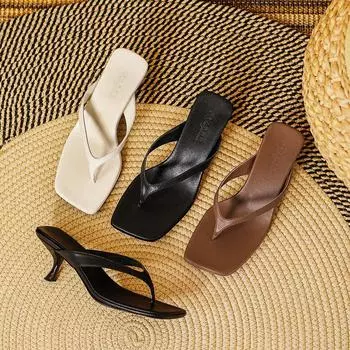 2025 Summer New French Square Headed Genuine Leather Kitten Heel Clamping Sandals High Heel Flip Flops Women Fashion Outwear 38 чёрный