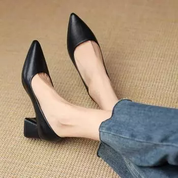 2025 summer new high heels women s elegant pointed patent leather single shoes black thick heel high-end empty work shoes 35