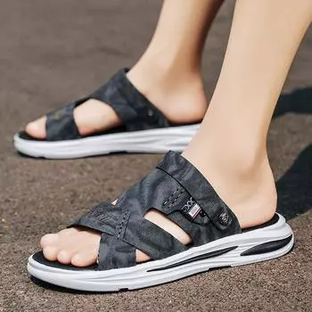 2025 summer new leather sandals for men to wear men s casual soft soles athleisure dual-purpose beach slippers 39
