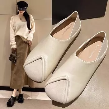 2025 summer new two flat-soled women s shoes Doudou shoes soft-soled single shoes women s one-pedal lazy shoes light wear 35