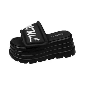 2025 summer new wear small slippers women s thick-bottomed muffin letters Korean version beach one-word cool slippers 34