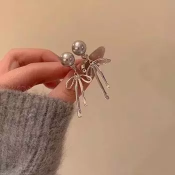 2025 Trendy Heart and Bow Gray Pearl Long Retro Earrings Bow Pearl Earrings серый