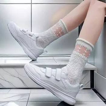 2025 Весна Лето Женские Модные Кроссовки Мягкие Плоские Брендовые Женские Черные Белые Туфли Плюс Размер 42 35 белый