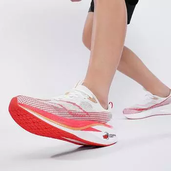 2025 весна-лето большие размеры мужские сетчатые легкие кроссовки для бега на открытом воздухе походы дышащие спортивные модные туфли 36