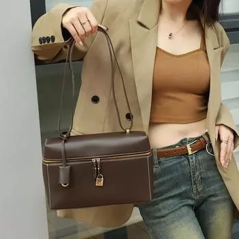 2025 Женская фактурная сумка из коровьей кожи в стиле вестерн с вязкой подмышкой 27*10*19 cm (L*W*H)