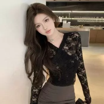 2025 Женская сексуальная прозрачная кружевная рубашка с V-образным вырезом и тонким топом S