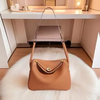 2025 Женская сумка через плечо из натуральной кожи: Классическая, модная сумка-мессенджер через подмышку