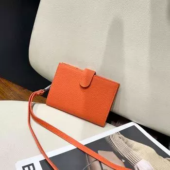 2025 Женские кошельки из натуральной кожи с кожаной подвесной веревкой Первый слой из коровьей кожи Держатель для паспорта и карт Портативный короткий кошелек чёрный