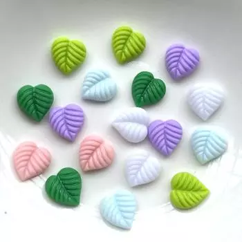 20 шт. случайным образом смешанные красивые листья из смолы, украшения с плоской задней частью, ювелирные изделия «сделай сам», серьги-шпильки, украшение для альбома разноцветный