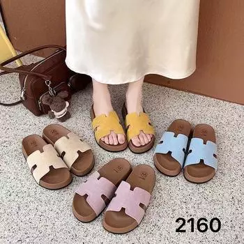 2160 flat-bottomed cool slippers spring and summer 2025 new one-character women s shoes simple retro beach slippers women 35 абрикосовый