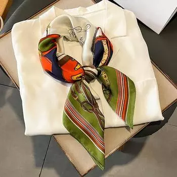 2204 Новый модный маленький квадратный шарф для тепла весной и осенью, солнцезащитный крем, шаль, шарф двойного назначения, профессиональный шарф, платок на голову 70*70cm