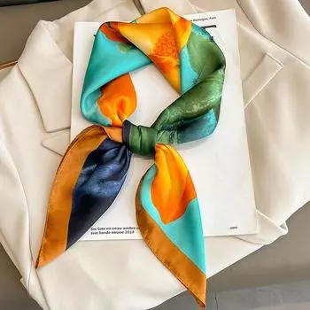 2204 Новый модный маленький квадратный шарф для тепла весной и осенью, солнцезащитный крем, шаль, шарф двойного назначения, профессиональный шарф, платок на голову 70*70cm