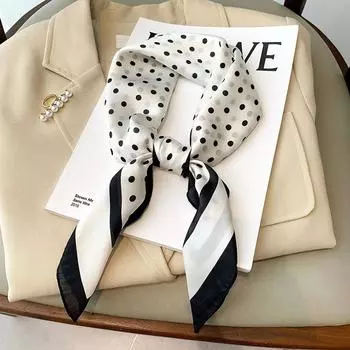 2204 Новый модный маленький квадратный шарф для тепла весной и осенью, солнцезащитный крем, шаль, шарф двойного назначения, профессиональный шарф, платок на голову 70*70CM