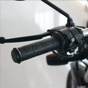 22mm Hand Heated Grips With Switch To Control Temperature Winter Warmer Heated Muffs Sleeves For Motorcycle ATV Scooter