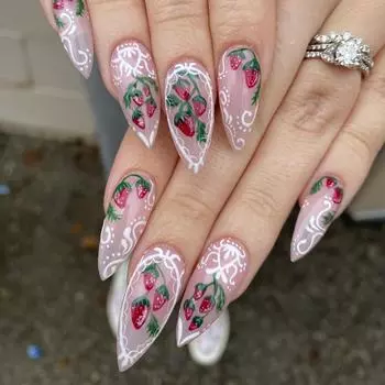 24 шт. матовых белых накладных ногтей с дизайном красной клубники, милые матовые накладные ногти цвета миндаля для зимнего сезона