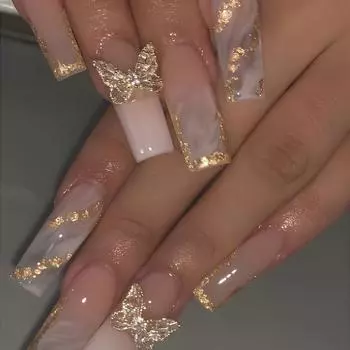 24 шт. накладные ногти, длинные накладные ногти в форме гроба, белые и розоватые градиентные акриловые ногти с 3D-дизайном золотой бабочки, глянцевые накладные ногти с золотым блеском Gentle And Gorgeous