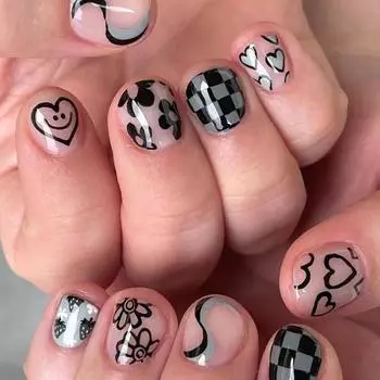 24 шт. накладных ногтей, короткие, квадратные, простые, серые, клубничные, французский маникюр с ромашками, атмосферные, модные, носимые ногти