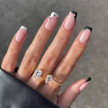 24 шт. Типсы DIY Нажмите на ногти Золотой блеск накладные ногти Звезда Волнистые французские короткие квадратные