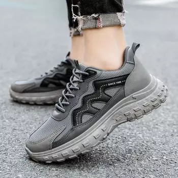 25 лет новой модной мужской обуви на платформе в гонконгском стиле, папины туфли, нескользящие, с мягкой подошвой, корейская версия, со шнуровкой, дышащие, повседневные спортивные туфли 39 чёрный