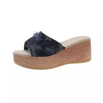 25 new foreign trade large size slope heel thick bottom word with height increase casual versatile skirt temperament wear cool slippers 36