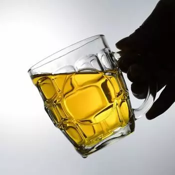 260 мл Пивные кружки Стеклянная чашка для бара Дома Ресторана Креативные стаканы для питья с ручкой Стакан для виски Прозрачная чашка для сока 260ml