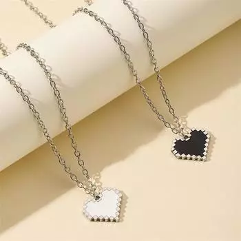 2 Love Pixel Lovers Girlfriends Simple Sweater Chain Collar чёрный
