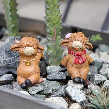 2 Pieces Cow Pot Hanger Statue Hanging Decor Gifts Stylish Crafts Animal Sculpture Resin Figurine