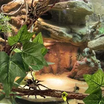 2 шт. 17-дюймовые ветки для рептилий с присосками, лазающие лианы для ящериц с листьями, гибкие поддельные ветки для террариума, аксессуары для аквариума со змеями и гекконами 2pcs