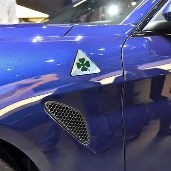 2 шт. 90 мм для Alfa Romeo Quatrefoil, зеленые дельта-наклейки, логотип автомобиля, эмблема в виде крыла, значок для Giulietta Spider GT 159 147 156 166 2PCS
