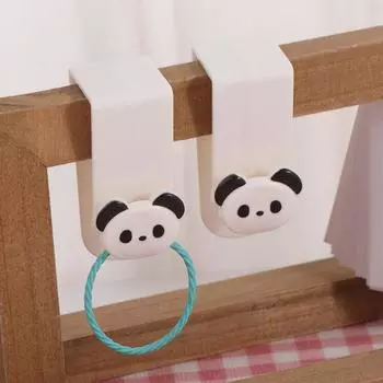 2 шт. Бесследный пластиковый крючок в виде панды, симпатичные мусорные мешки, настенная вешалка, простая вешалка для двери в виде панды, полотенце 2pcs