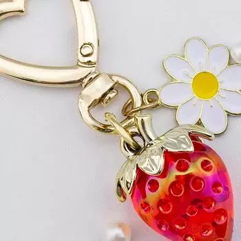 2 шт. брелок клубника стильные брелки с подвеской цветочные брелоки украшения рюкзак подвески подарок для ювелирных изделий