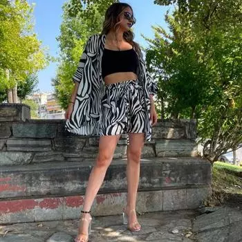 2 шт./компл., женская рубашка для отдыха, комплект с шортами, красочный принт, блузка с короткими рукавами, высокая талия, свободные брюки выше колена, комплект, повседневный пляжный наряд 2XL