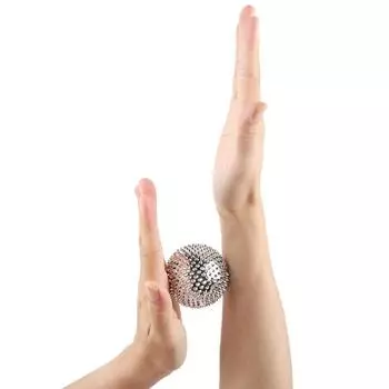 2 шт. массажный шарик с иглами, активный массажер для точечного массажа, остроконечный жесткий массажный инструмент для рук и ног 47mm золотой