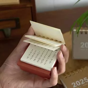 2 шт. Мини настольный календарь на спирали портативный календарь 2024-2025 блокноты карманный календарь для офиса дома школы планирование 2pcs зелёный