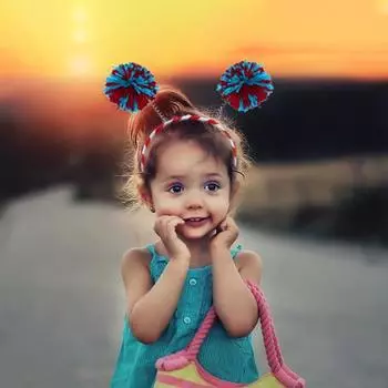 2 шт. помпон из пряжи с шариками, декоративная повязка на голову для девочек, весенний дизайн, повязка на голову с пушистым шариком, повязка для волос на Хэллоуин, Рождество, день рождения, аксессуары для волос 2pcs