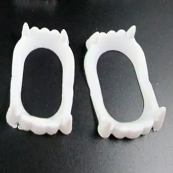 2 шт. Страшные зубы зомби-вампира из пластика, детские белые накладные зубы, реквизит на Хэллоуин