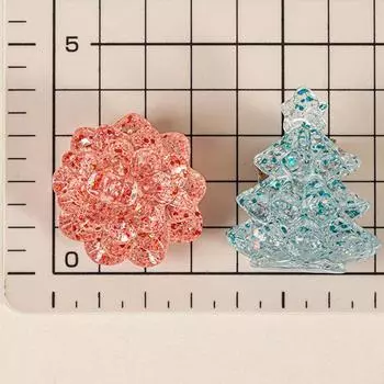 2 шт. светящаяся в темноте фигурка рождественской елки с пожеланиями милые светящиеся мини-украшения микро рождественские сцены ландшафтные украшения 2pcs random color