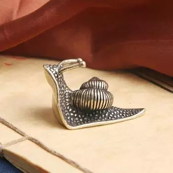 2 шт., украшение в виде улитки, ретро медная мини-статуя улитки, тонкая работа, очаровательная фигурка улитки для украшения домашнего стола хаки