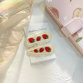 2 шт. Вишня Сладкий Зажим-клипса для волос Аксессуары для волос Практичные для женщин Детей Клубника Подходит для любого вязаного Зажим для волос Росток Милый Cardboard Packaging