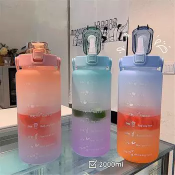 2л спортивная соломенная бутылка для воды с наклейками портативная большая емкость чашка для фитнес-велосипеда летний кувшин для ледяной воды с маркером времени
