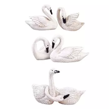 2Pcs Couple Swan Figurines Love Swan Ornament Swan Statues Resin Sculptures for Fireplace Farmhouse Bedroom Cabinet Christmas Style A
