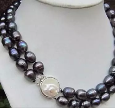 2S Ожерелье с редким очаровательным таитянским черным жемчугом барокко диаметром 9–10 мм.
