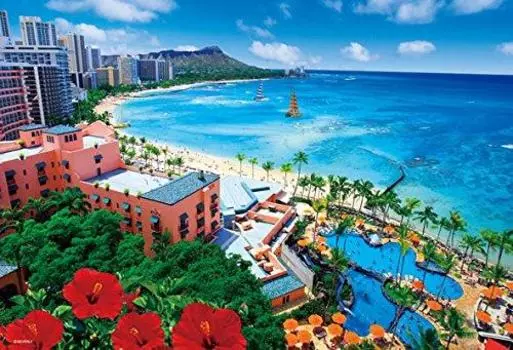 300 piece jigsaw puzzle Shining Waikiki Beach (26x38cm)