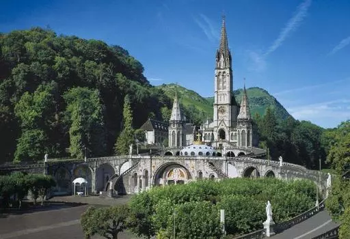300 Piece Power Spot Lourdes Cathedral France (26x38cm)