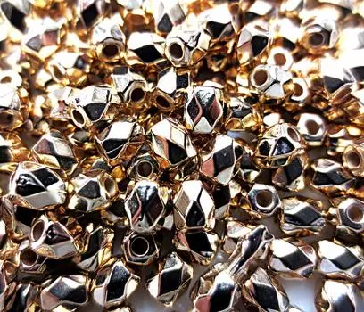 300 шт., пластиковые бусины в форме бочонка с золотым покрытием KC, 4 мм, огранка бриллиантами, принадлежности для рукоделия, ювелирные аксессуары, детали, материалы для рукоделия Huey